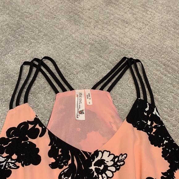 Knee Length Floral Dress - Picture 3 of 7